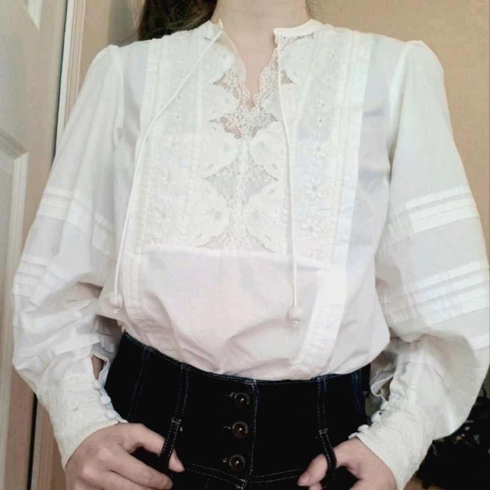 Anthropologie Delilah Pleated Peasant Blouse NWT